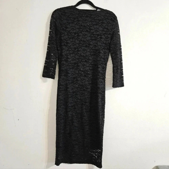 Gilli Sheath Cocktail Dress - Picture 3 of 7